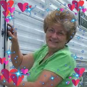 Meet your Posher, Linda